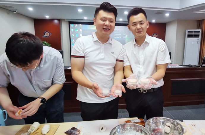 共青團(tuán)南昌市政建設(shè)集團(tuán)有限公司委員會(huì)舉辦了“承傳統(tǒng)文化，享團(tuán)圓美滿”中秋主題活動(dòng)6912.jpg