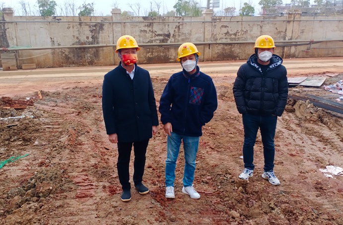南昌市政建設(shè)集團(tuán)領(lǐng)導(dǎo)班子深入項目一線開展節(jié)前督導(dǎo)慰問