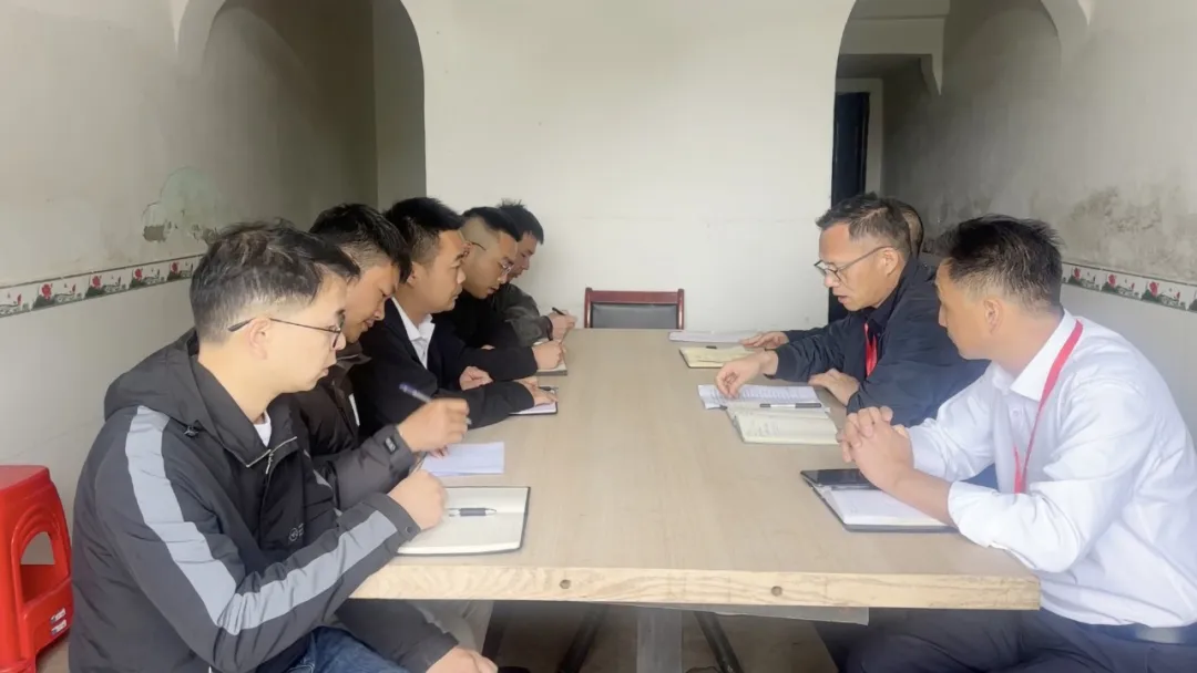 南昌市政建設(shè)集團赴羅亭鎮(zhèn)供水項目開展“清風(fēng)筑界”廉潔警示教育 南昌市政建設(shè)集團赴羅亭鎮(zhèn)供水項目開展“清風(fēng)筑界”廉潔警示教育